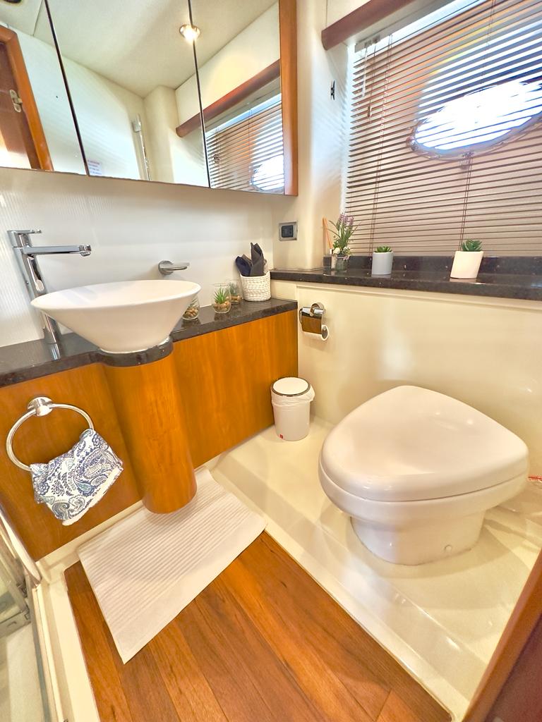 Sunseeker 70ft yacht view 10