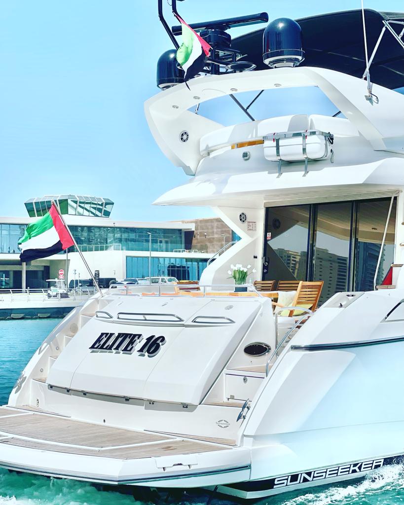 Sunseeker 70ft yacht view 17