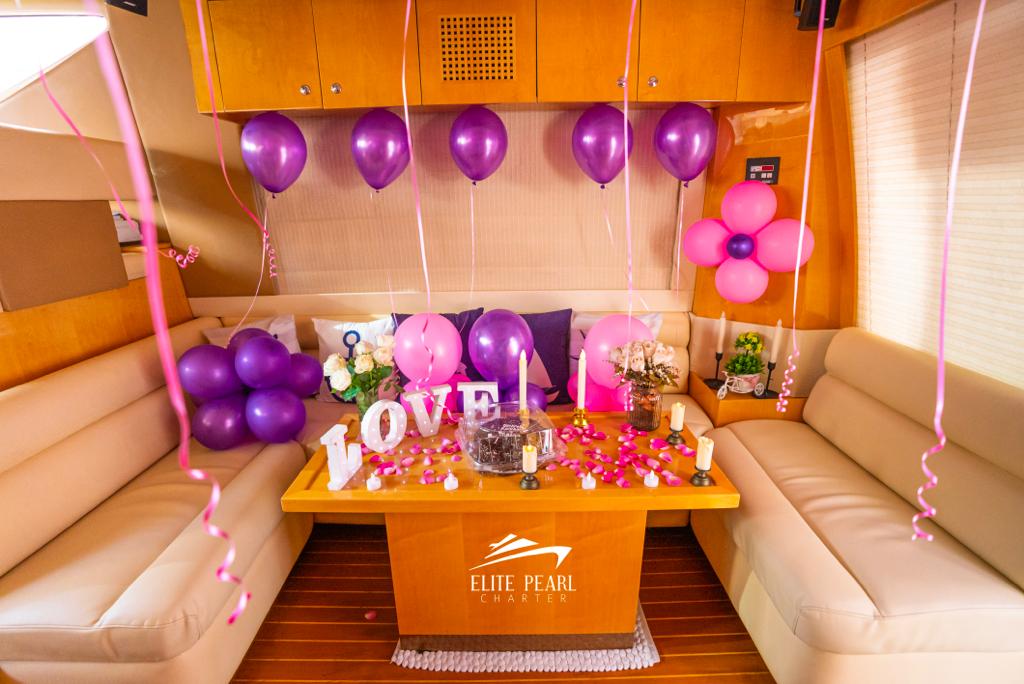 Girl's Birthday Yacht 31 feet view 5