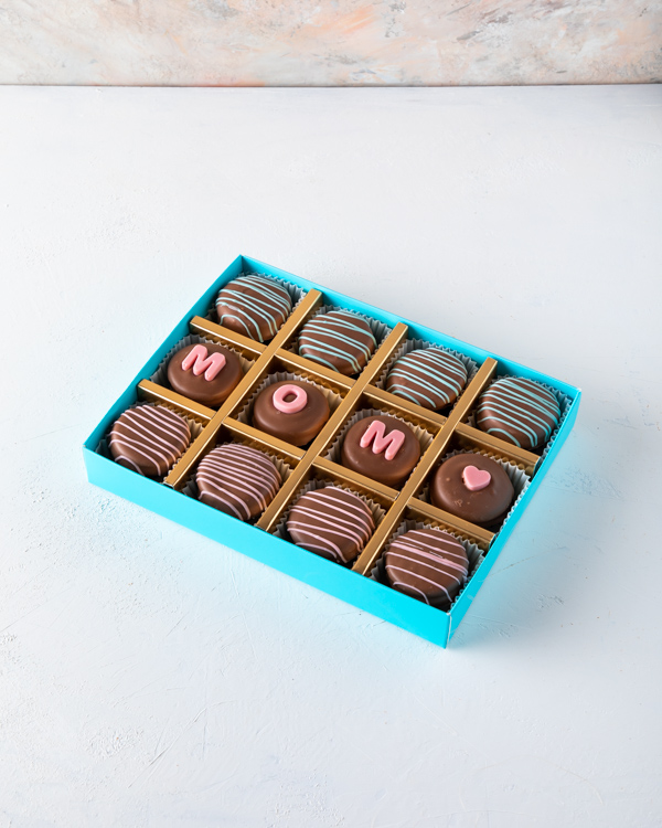 Mother's Day Chocolate Oreos view 1