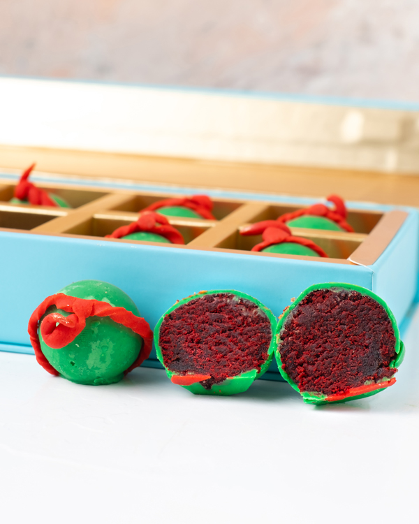 Fire Crackers Cake pops view 5