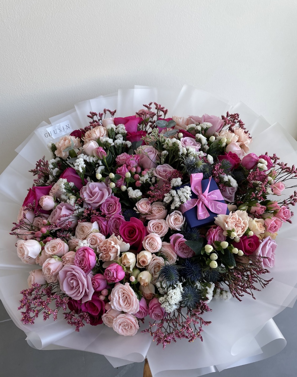 Bouquet of flowers with accessories3 view 1