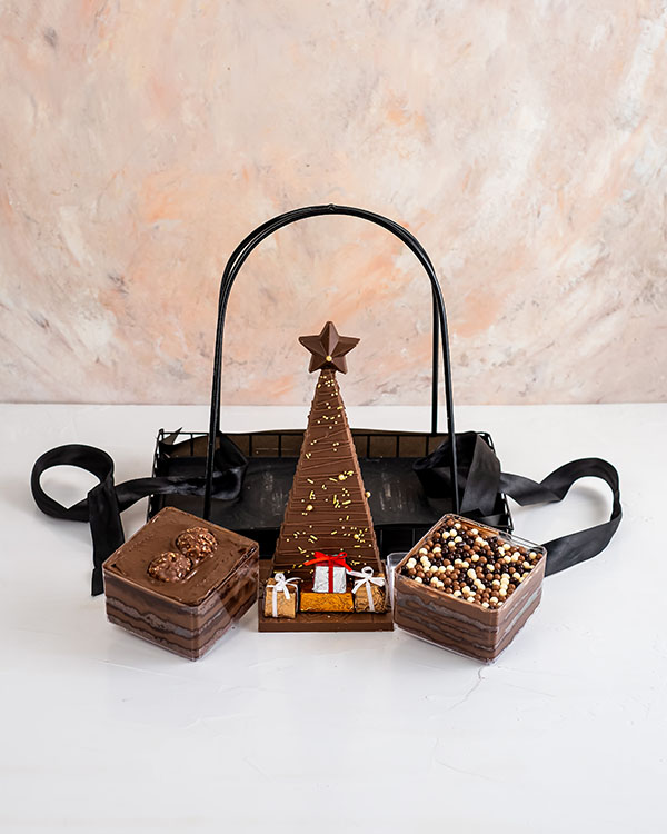 Jar Cakes and Chocolate Tree Hamper view 1