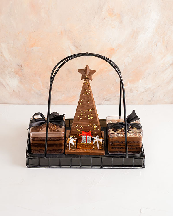 Jar Cakes and Chocolate Tree Hamper view 4