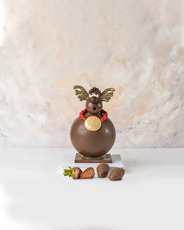 3D Belgian Milk Chocolate Reindeer by NJD view 5