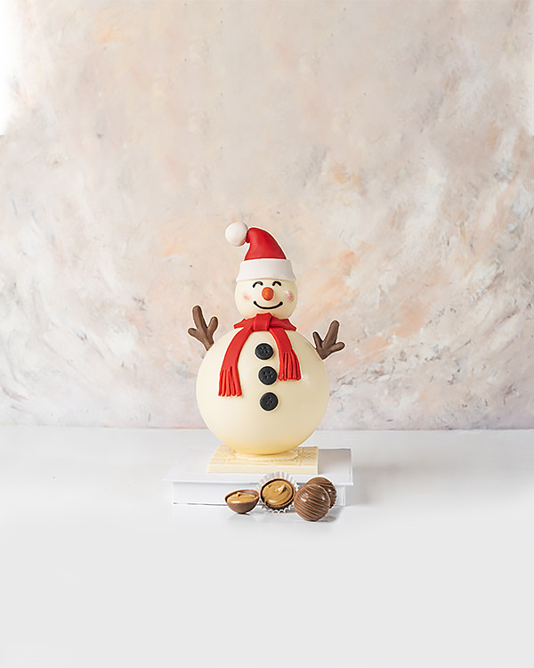 Pinata 3D Snowman by NJD view 1
