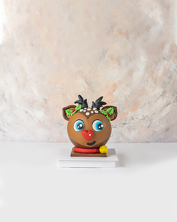 Pinata 3D Chocolate Reindeer by NJD view 1