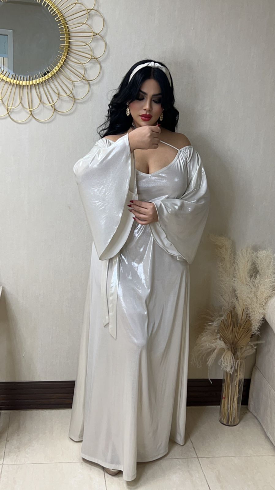 Straight dress view 1