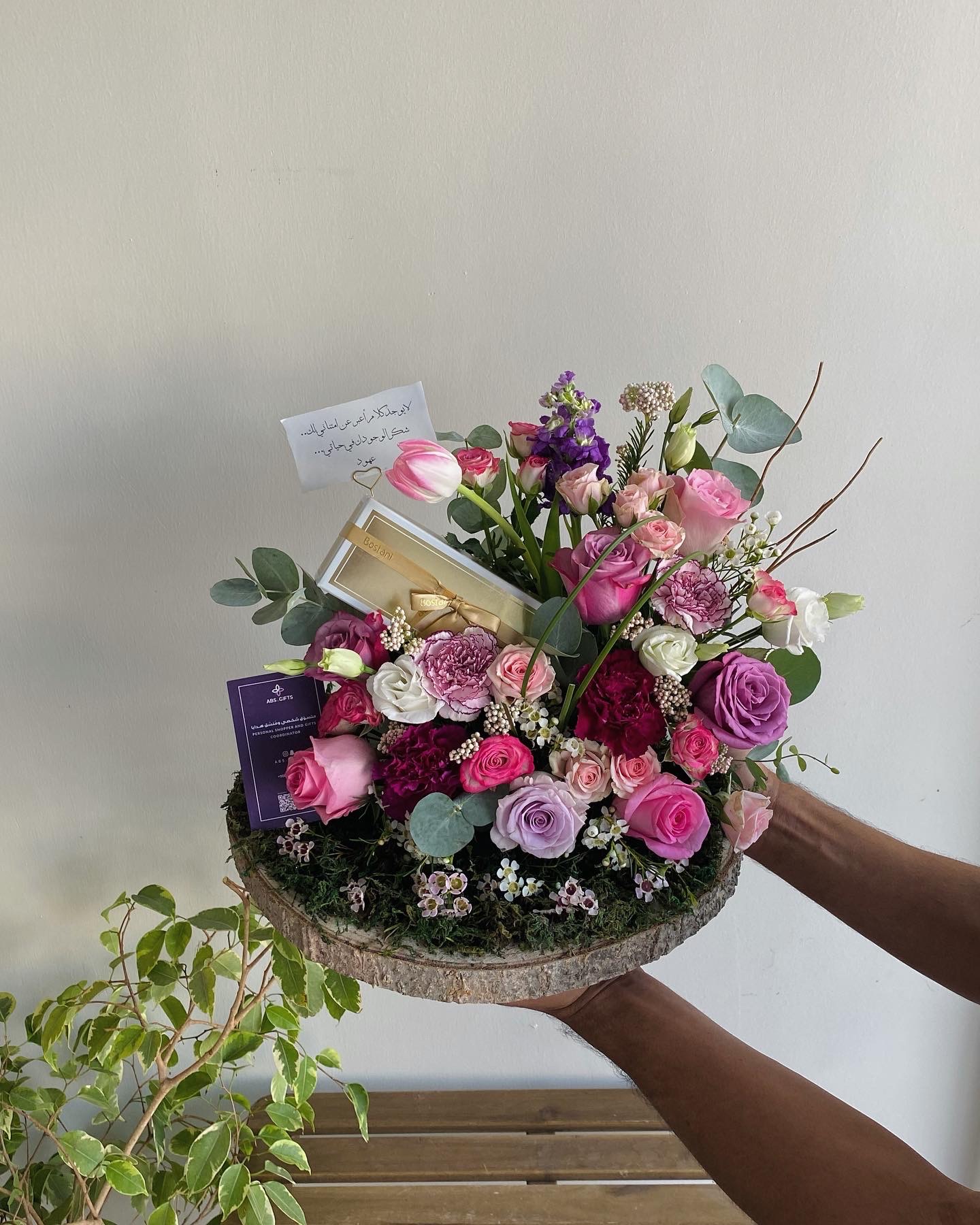 Bouquet of roses with chocolate1 view 4