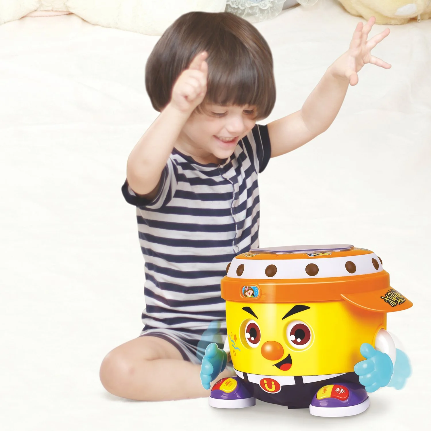 Hola Multifunctional Musical Toys Electronic Robot Toy with Music & Lights view 4