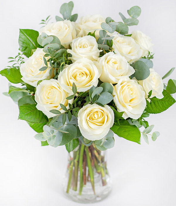 Dolce Eleganza : 12 rose bianche view 7