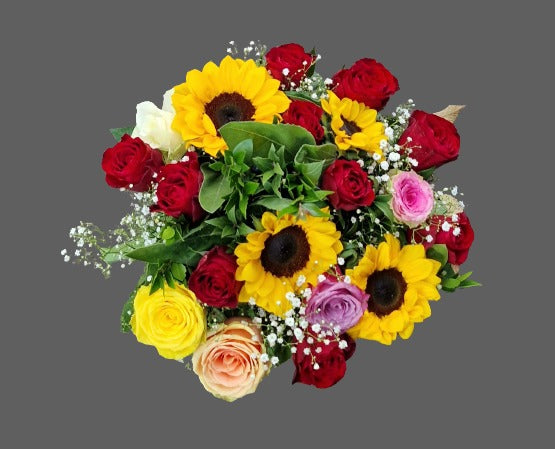 Luce Solare: Bouquet di Girasoli e Fiori Vibranti view 1
