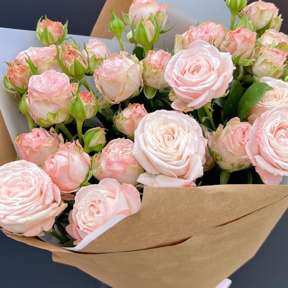 Spray Roses Lovely view 4