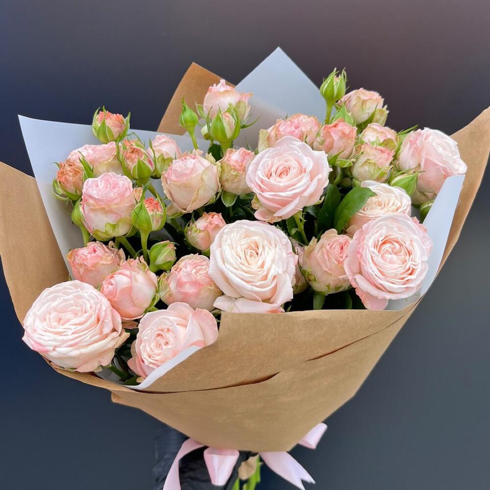 Spray Roses Lovely view 1