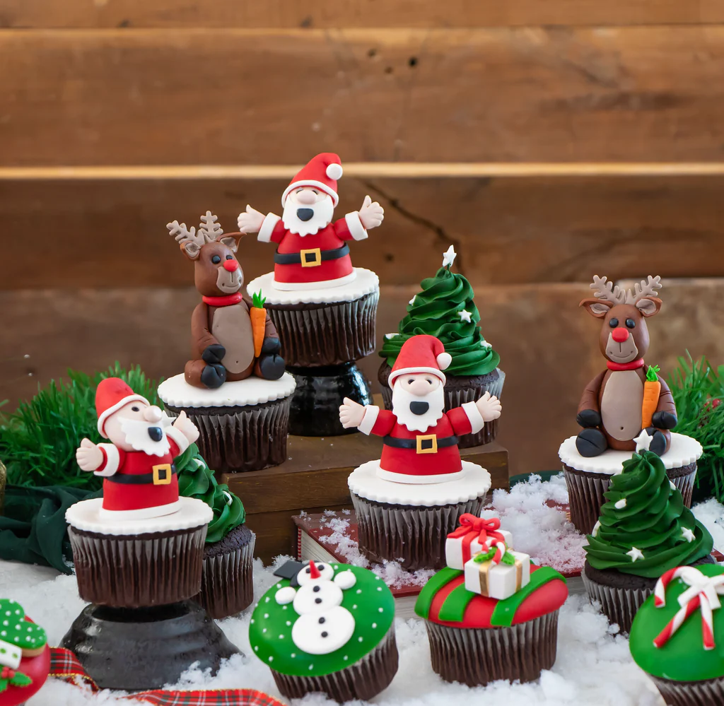 Santa and Reindeer Cupcakes view 4