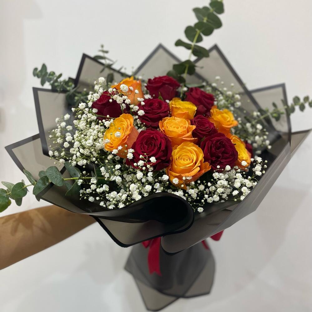 Kiss of roses view 4