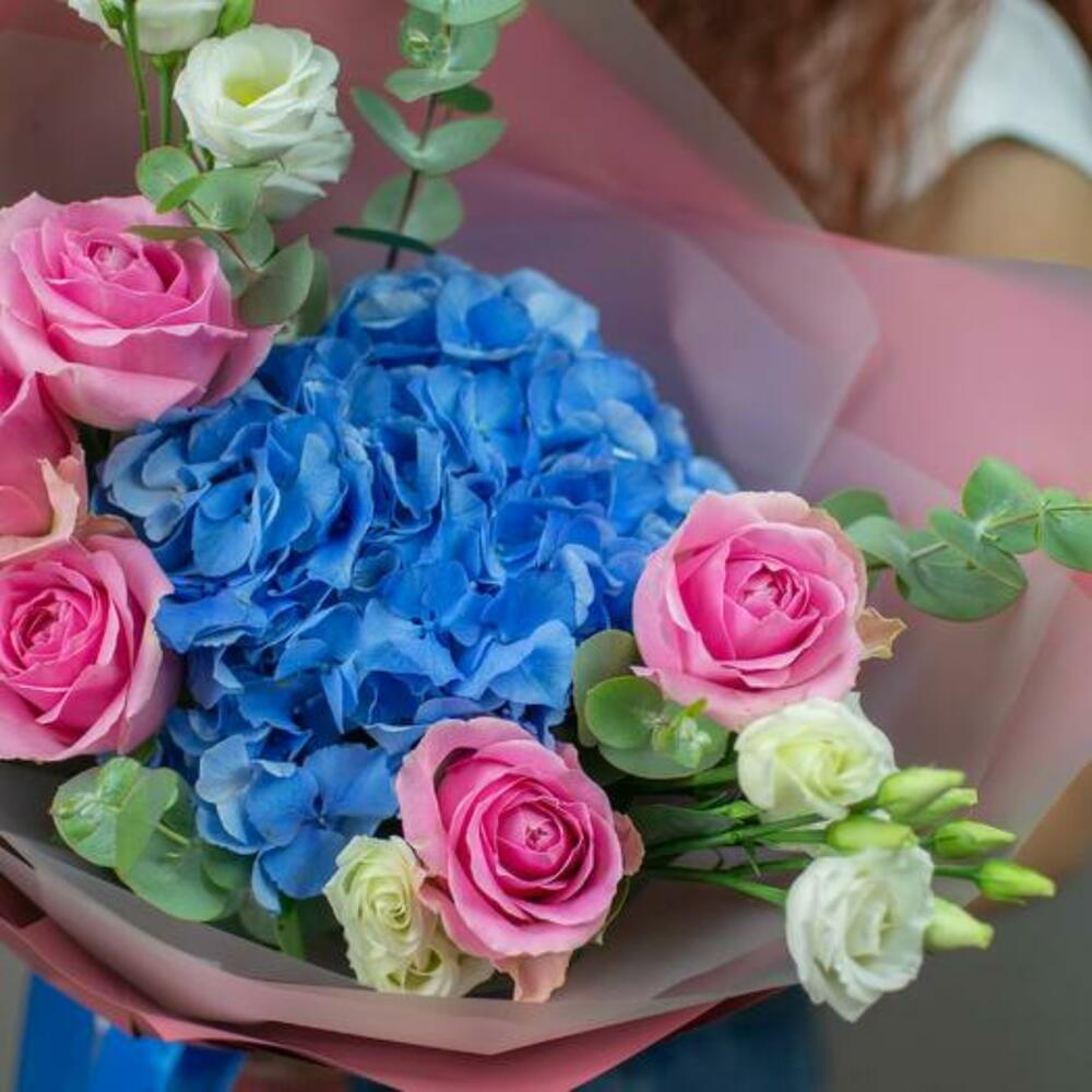 Bright Hydrangea Bouquet view 8