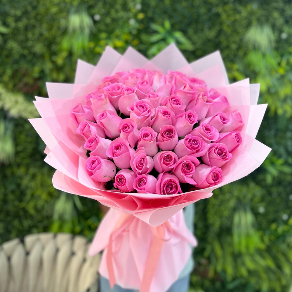 Peach rose hand bouquet view 4