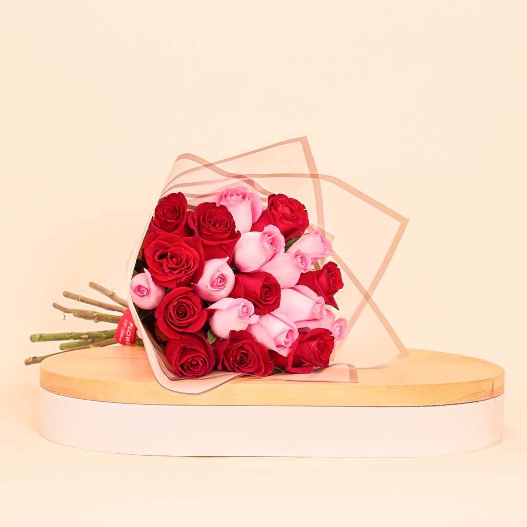 Flowrista | Red & Pink Roses Bouquet view 1