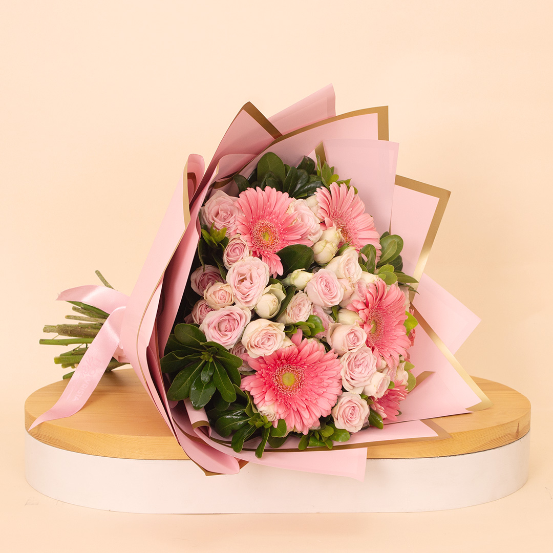 Flowrista | Gerbera & Baby Rose Bouquet view 1