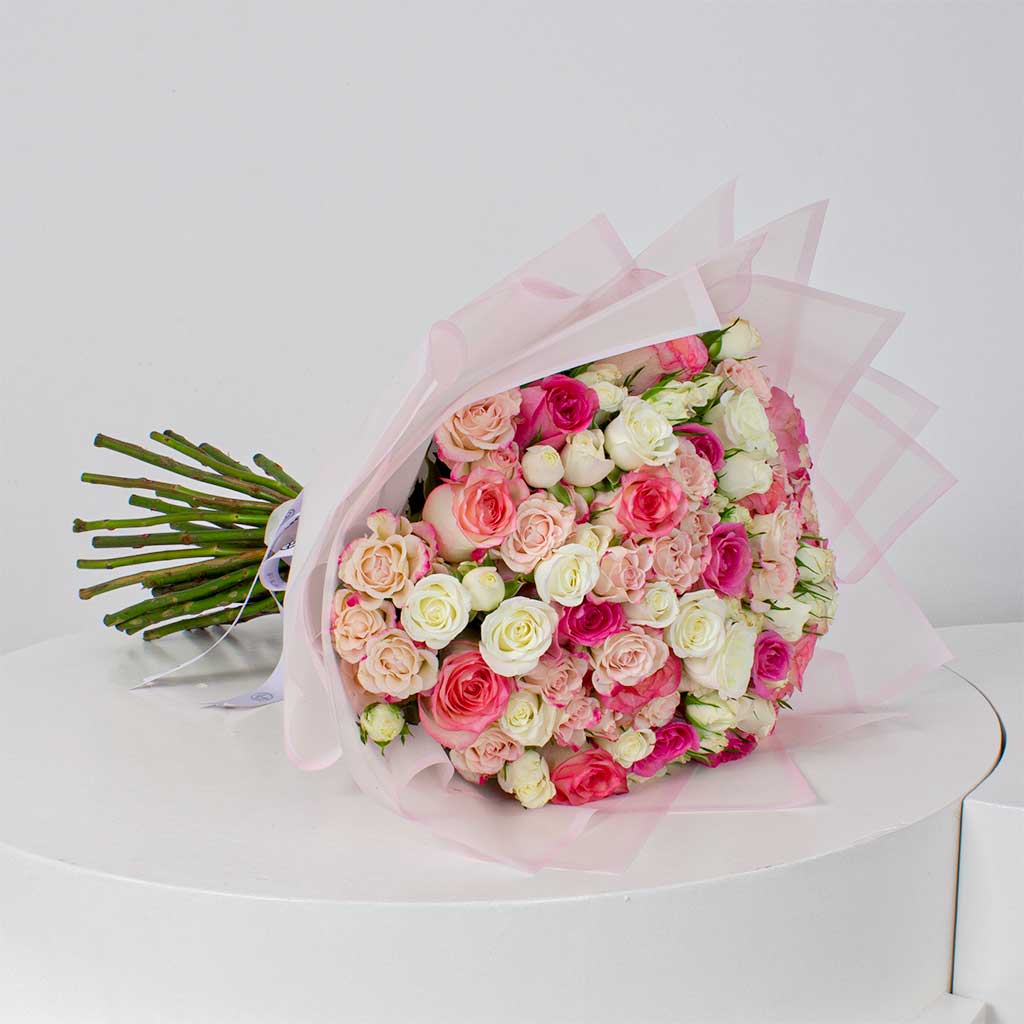 Bloom Rose Bouquet view 4