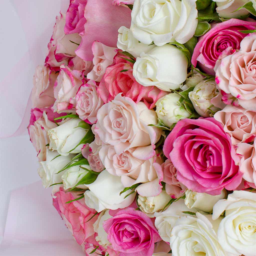 Bloom Rose Bouquet view 5