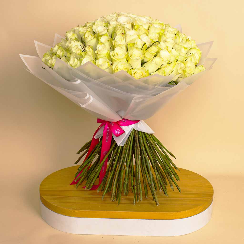 100 White Roses bouquet view 1
