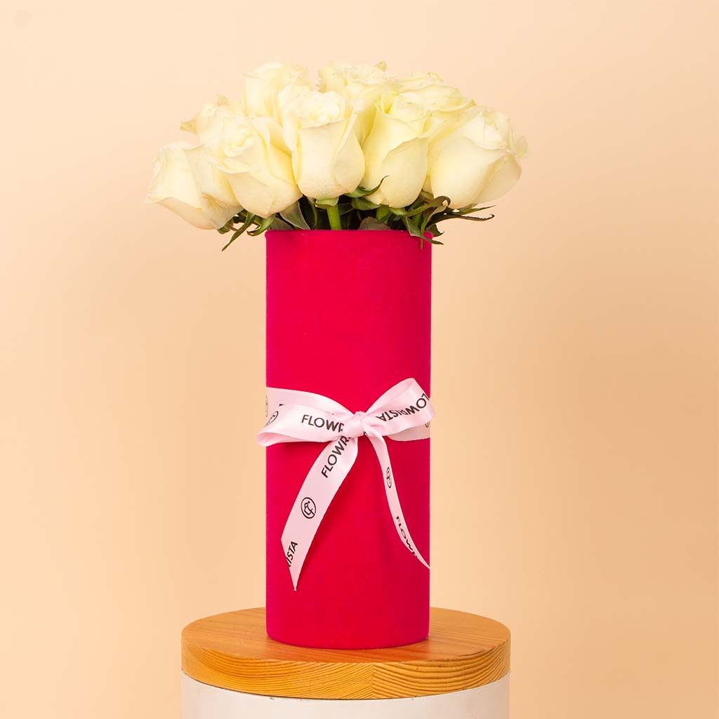 White Whisper Vase - 20 Stems view 1