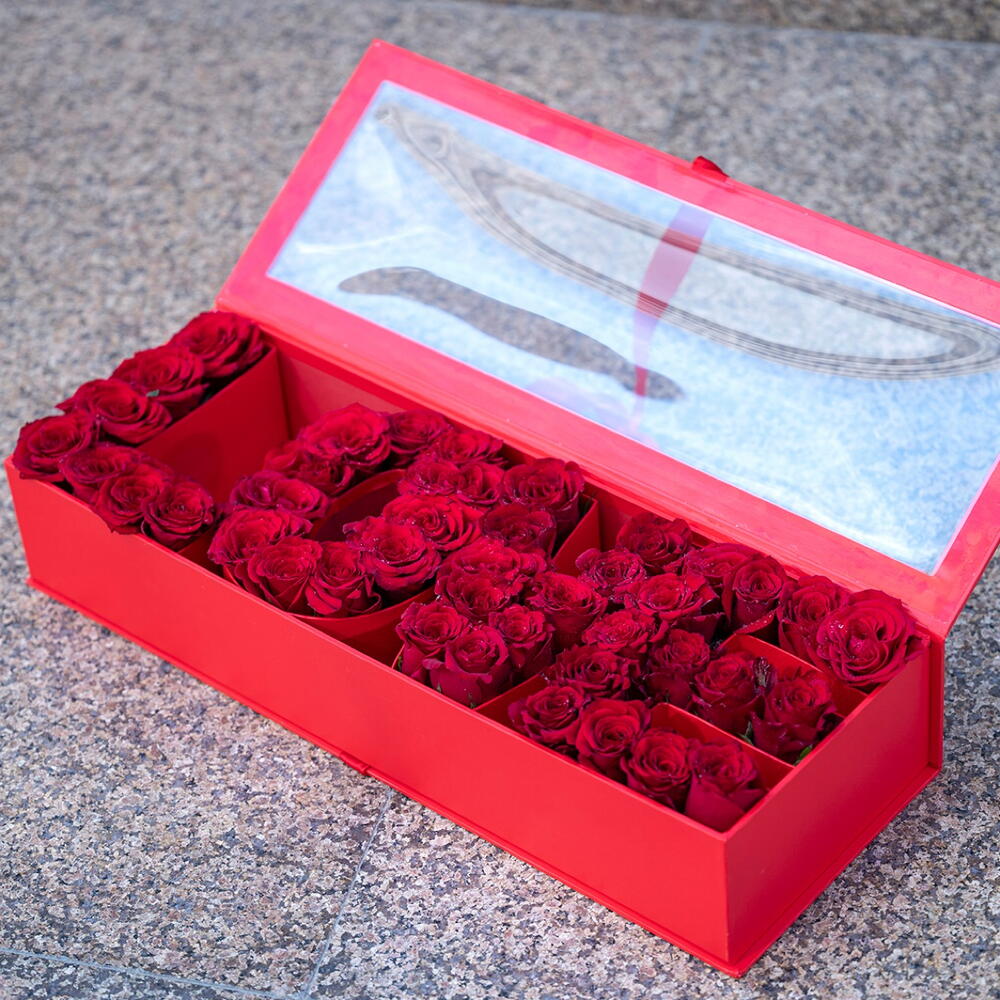 ‘Love Box Red-1427 view 4