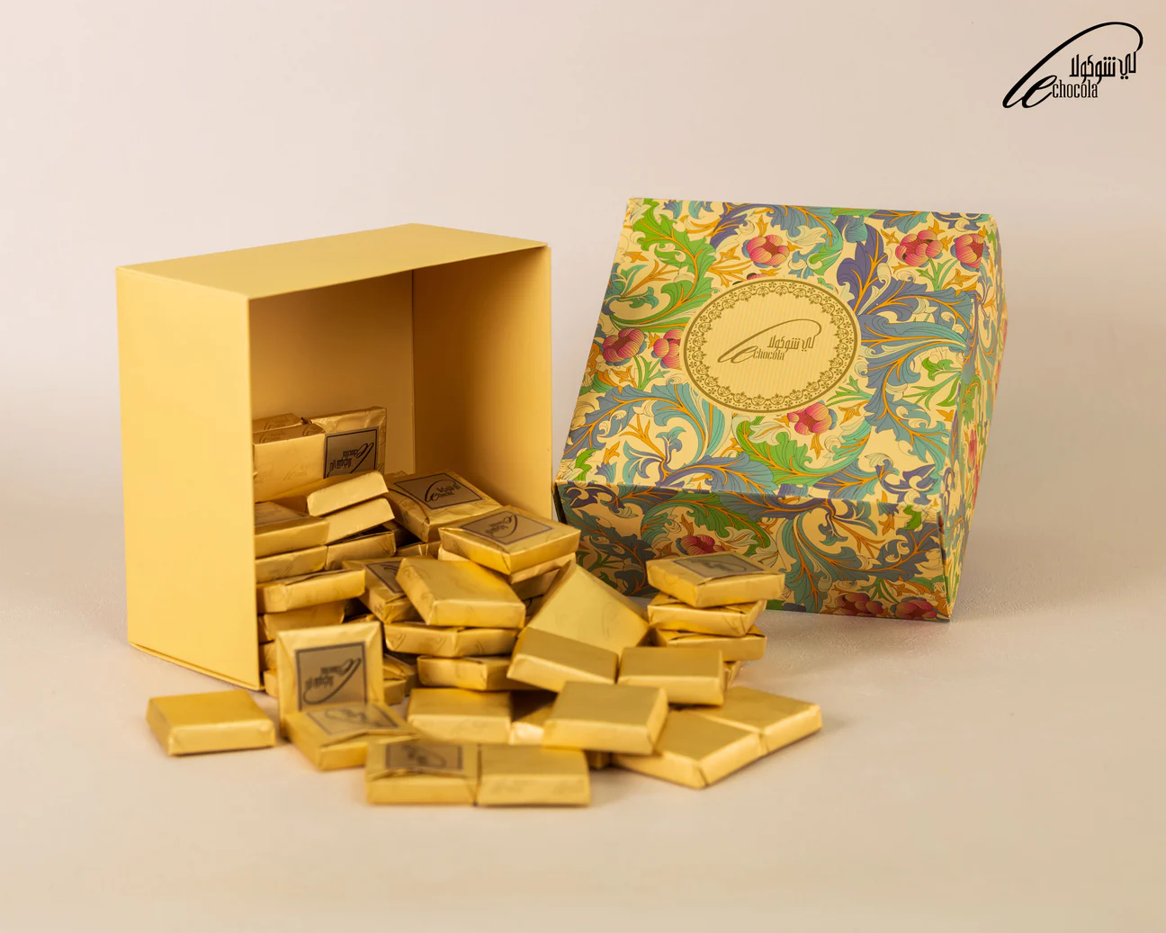 chocolate loose (wafer chocolate) with flowers box view 4
