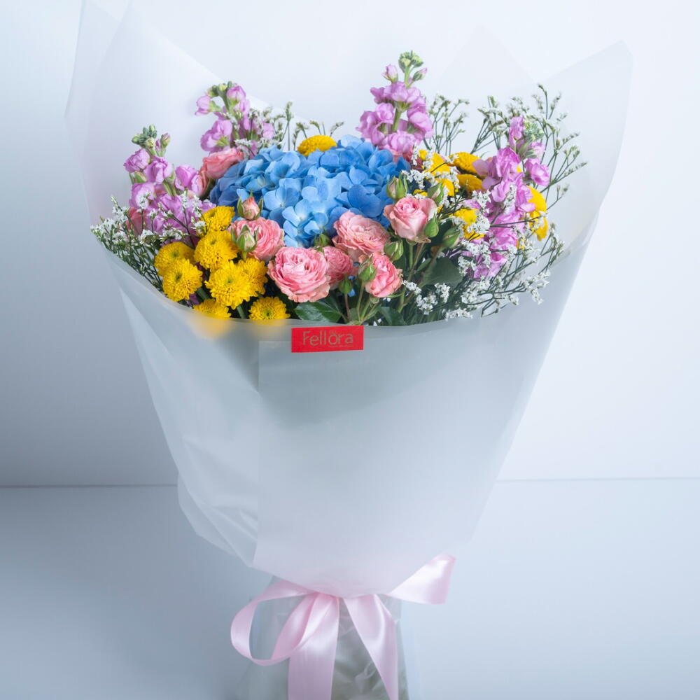 SAWYER FLOWER BOUQUET view 6