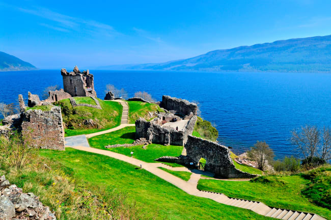 Urquhart Castle ved Loch Ness