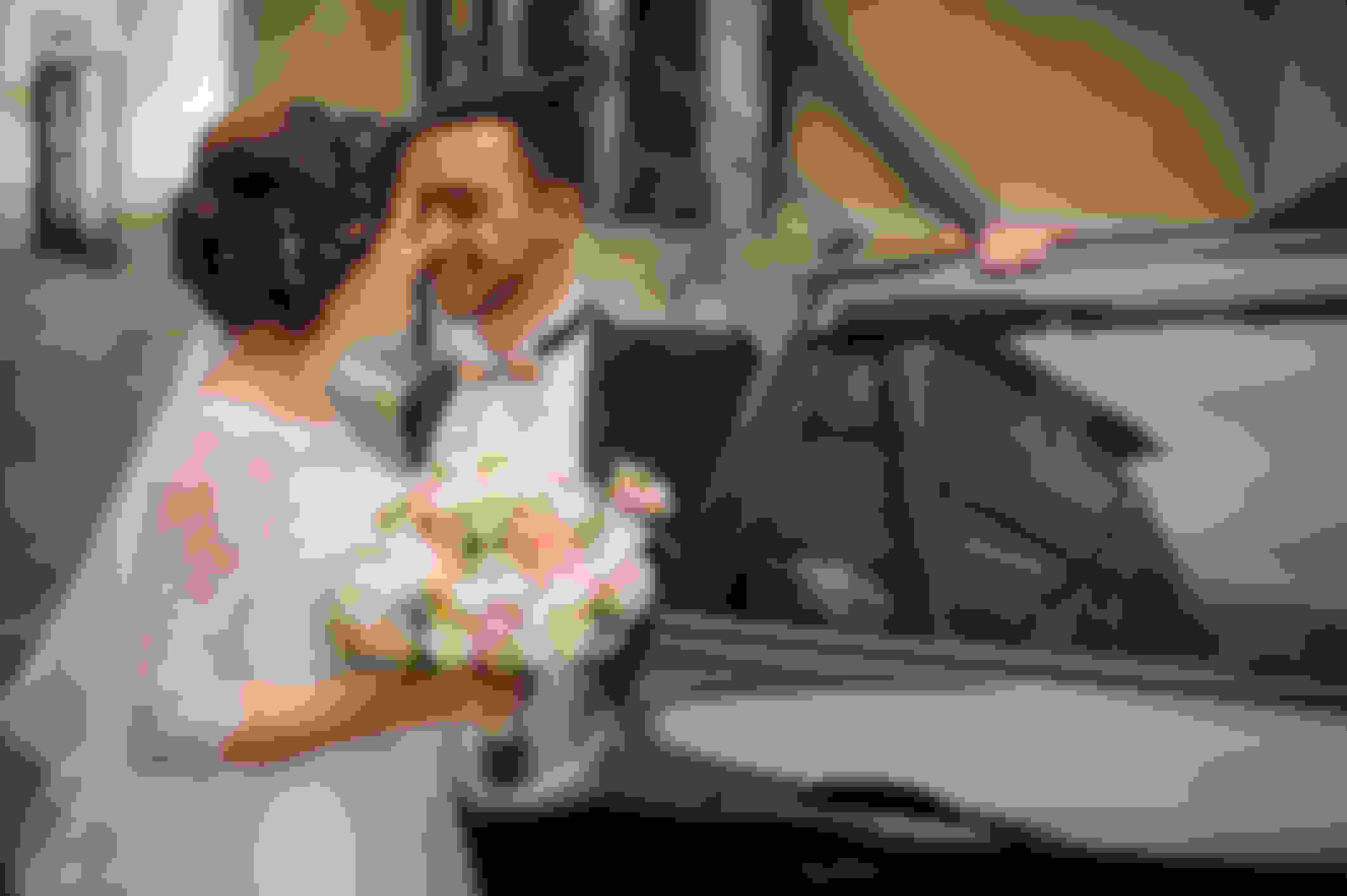 Picture of Range Rover wedding car