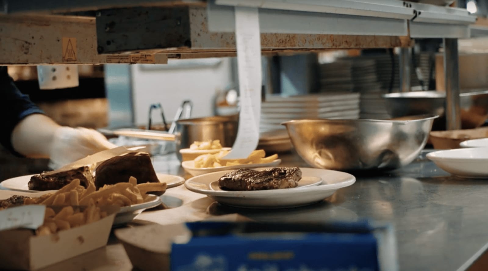 Customer testimonial featuring Outback Steakhouse