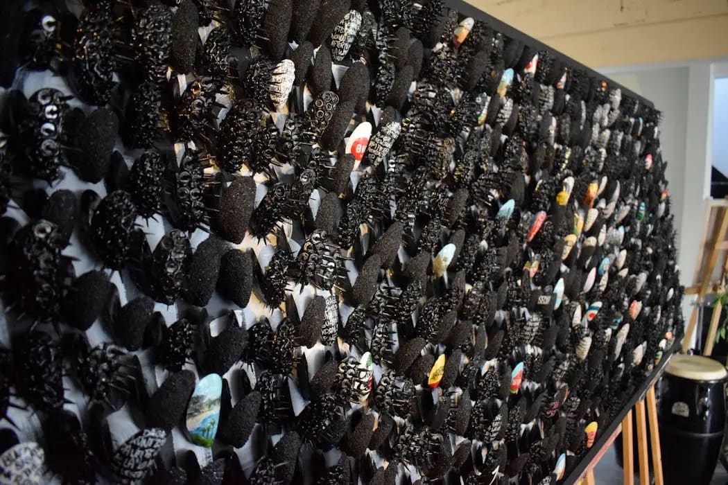 The Toughest Rocking Mussels (741 mussels)