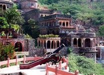 Neemrana-Itinerary5-min