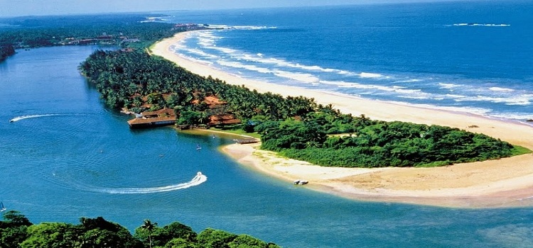 beach-in-sri-lanka-by-nirvana-trip