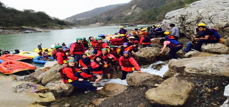 rafting-rishikesh-group
