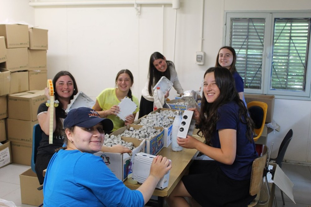 Day Twenty Eight: Thursday, August 8th: Volunteering in Factory, Weizmann Institute of Science, and Special Dinner in Gush Etzion!