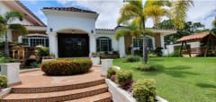 CASA DE 3 NIVELS 3