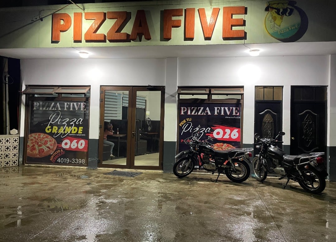 Pizza Five Esencia