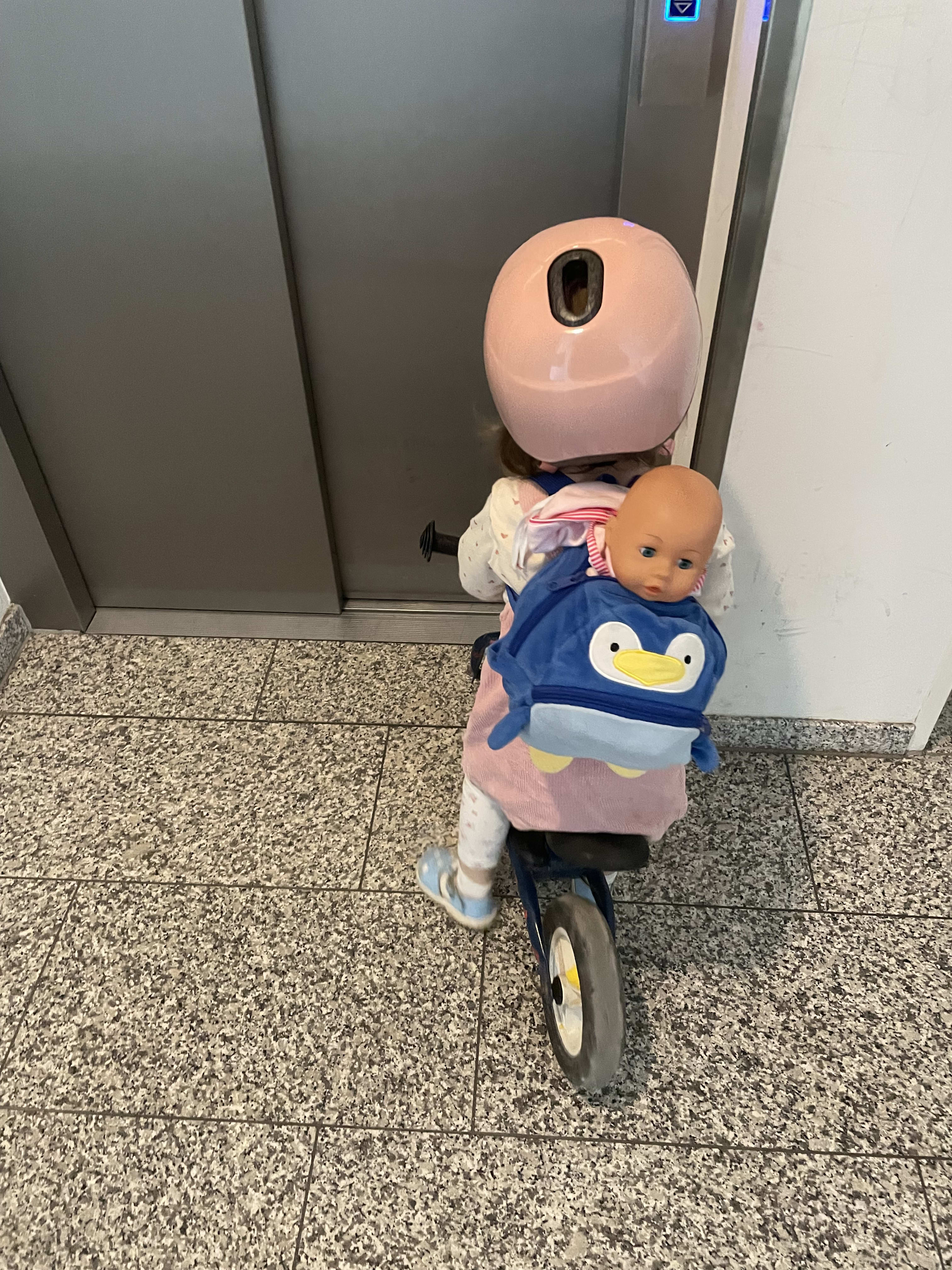 Вера на беговеле