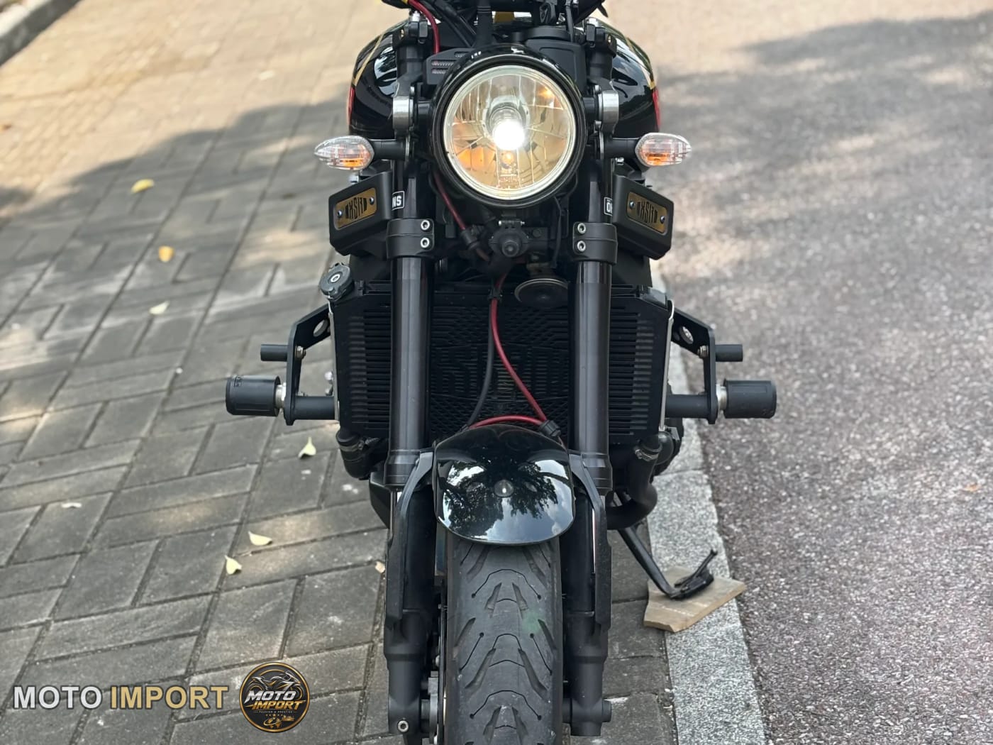 Yamaha XSR900 2022 - Face avant