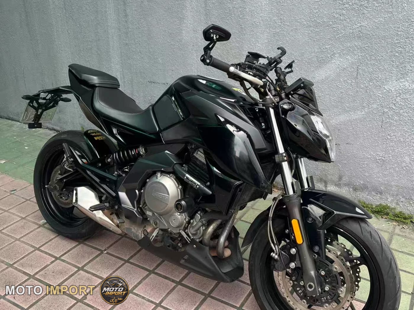 CFMoto 650NK 2020 - 3/4 avant droit