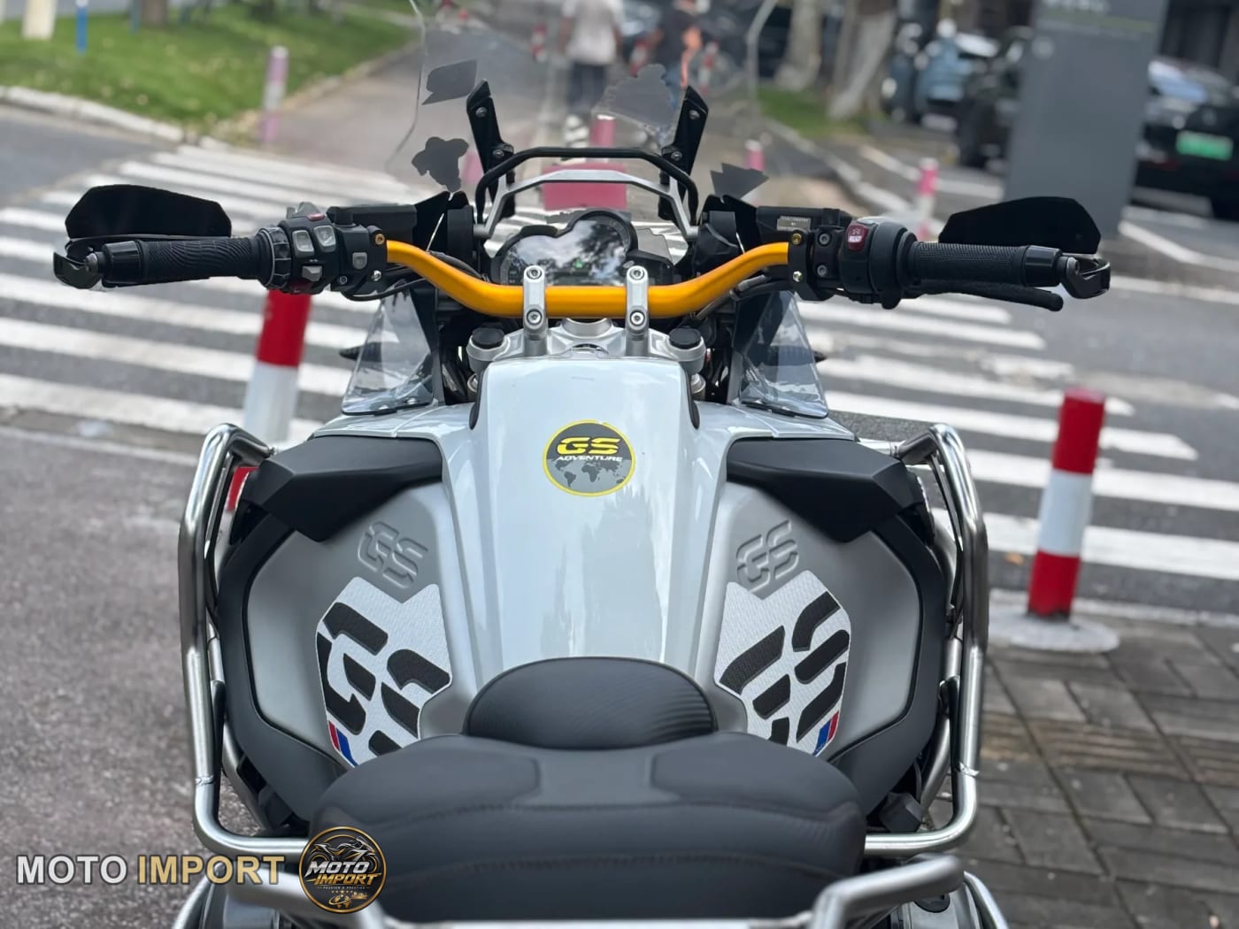 BMW R 1200 GS Adventure 2016 - Selle et commandes