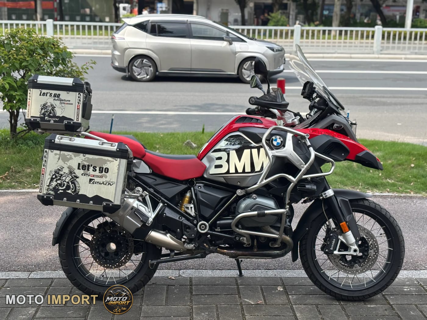 BMW R 1200 GS Adventure 2018 - Profil droit