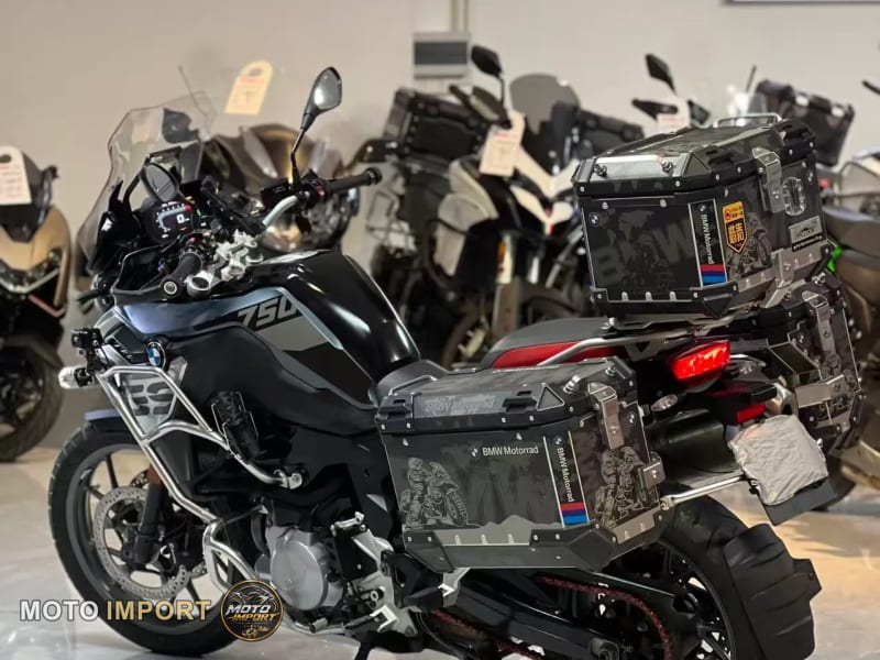 BMW F750GS 2021 - 3/4 arrière gauche