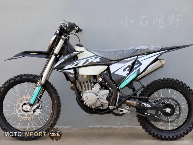 XGZ KTX250 2026 - 3/4 arrière gauche