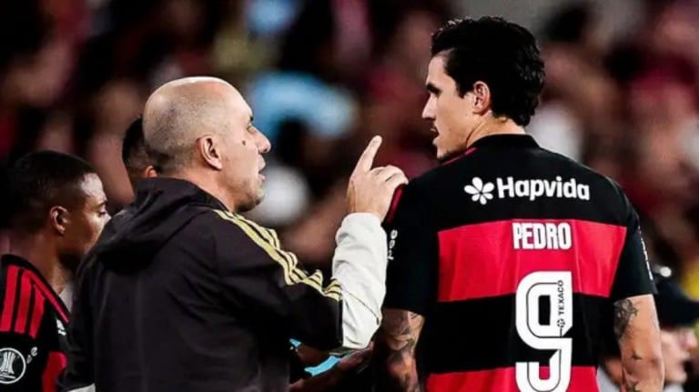 Flamengo encara semana decisiva com clássico e foco na liderança do Brasileirão
