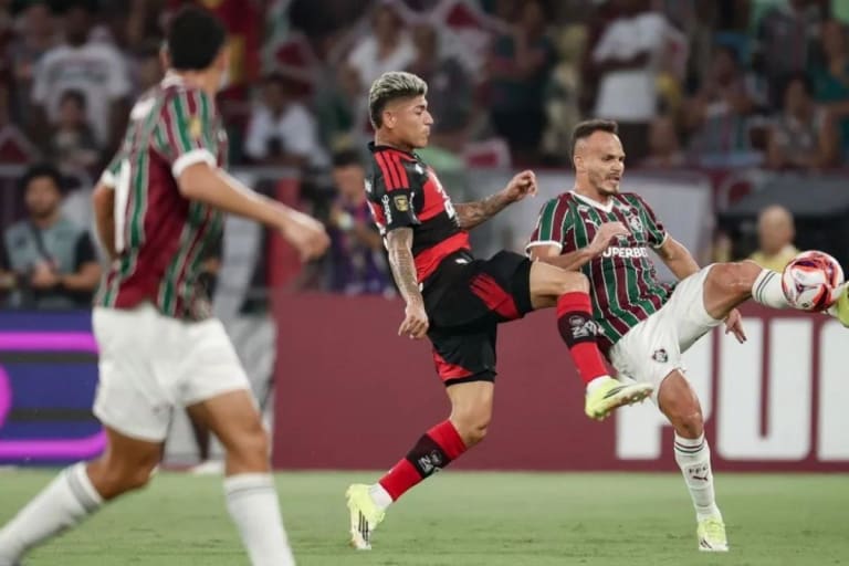 Flamengo e Fluminense duelam em clássico decisivo pelo Campeonato Brasileiro antes da Libertadores